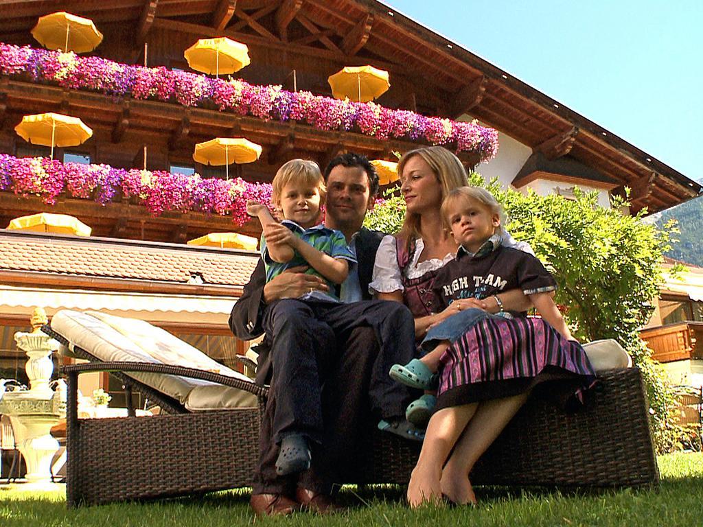 Alpenhotel Tirolerhof Neustift im Stubaital Ngoại thất bức ảnh