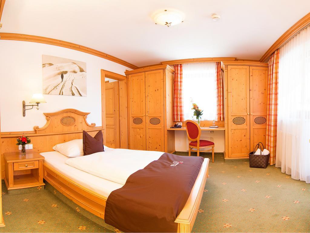 Alpenhotel Tirolerhof Neustift im Stubaital Phòng bức ảnh