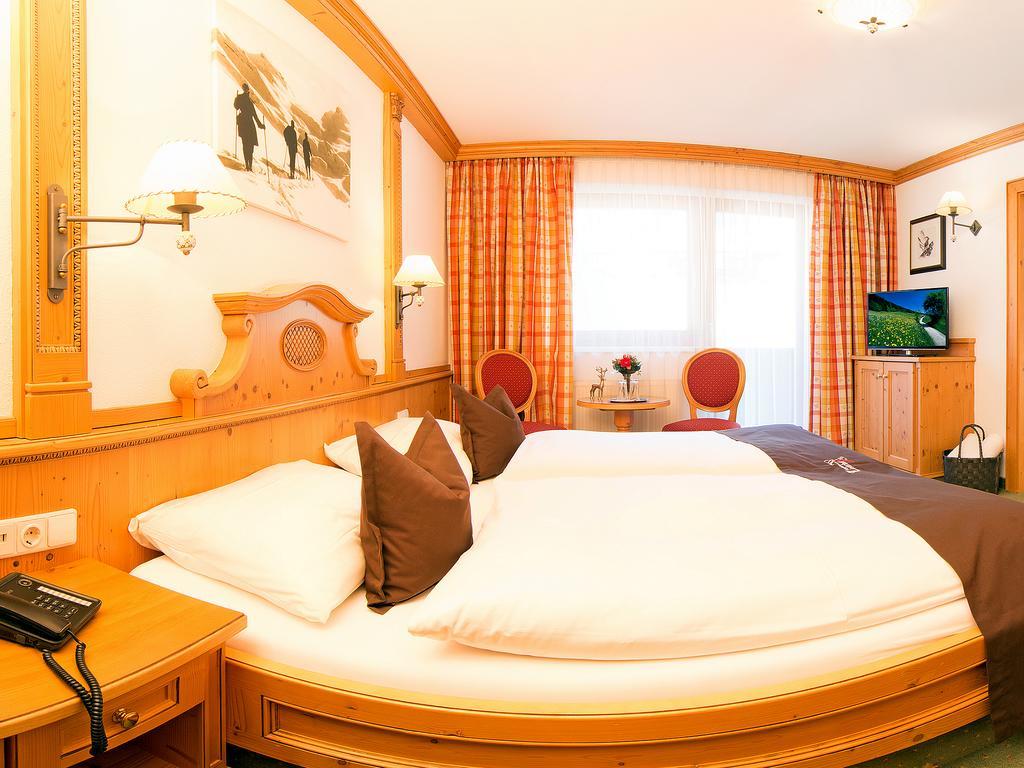 Alpenhotel Tirolerhof Neustift im Stubaital Phòng bức ảnh