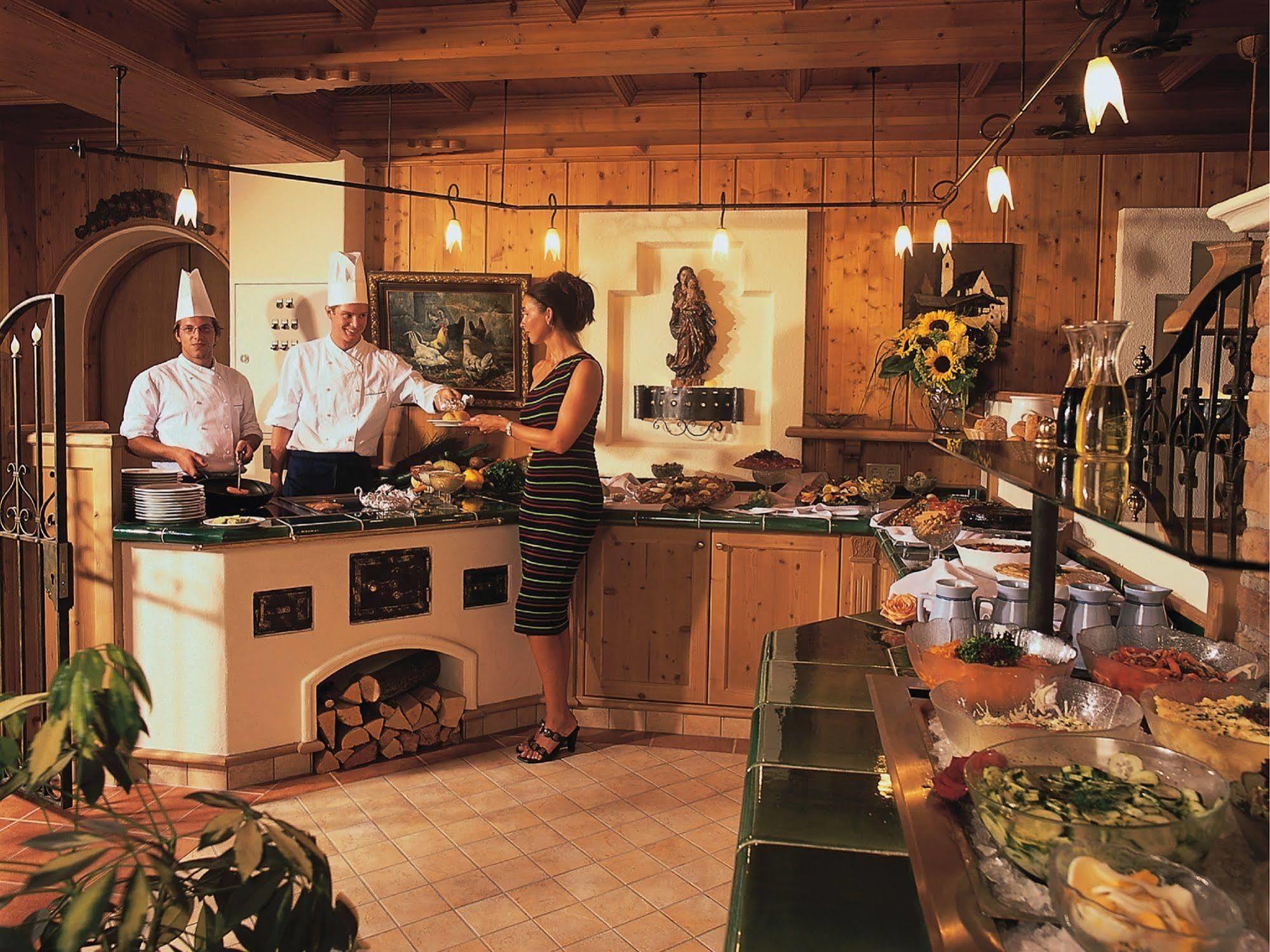 Alpenhotel Tirolerhof Neustift im Stubaital Ngoại thất bức ảnh