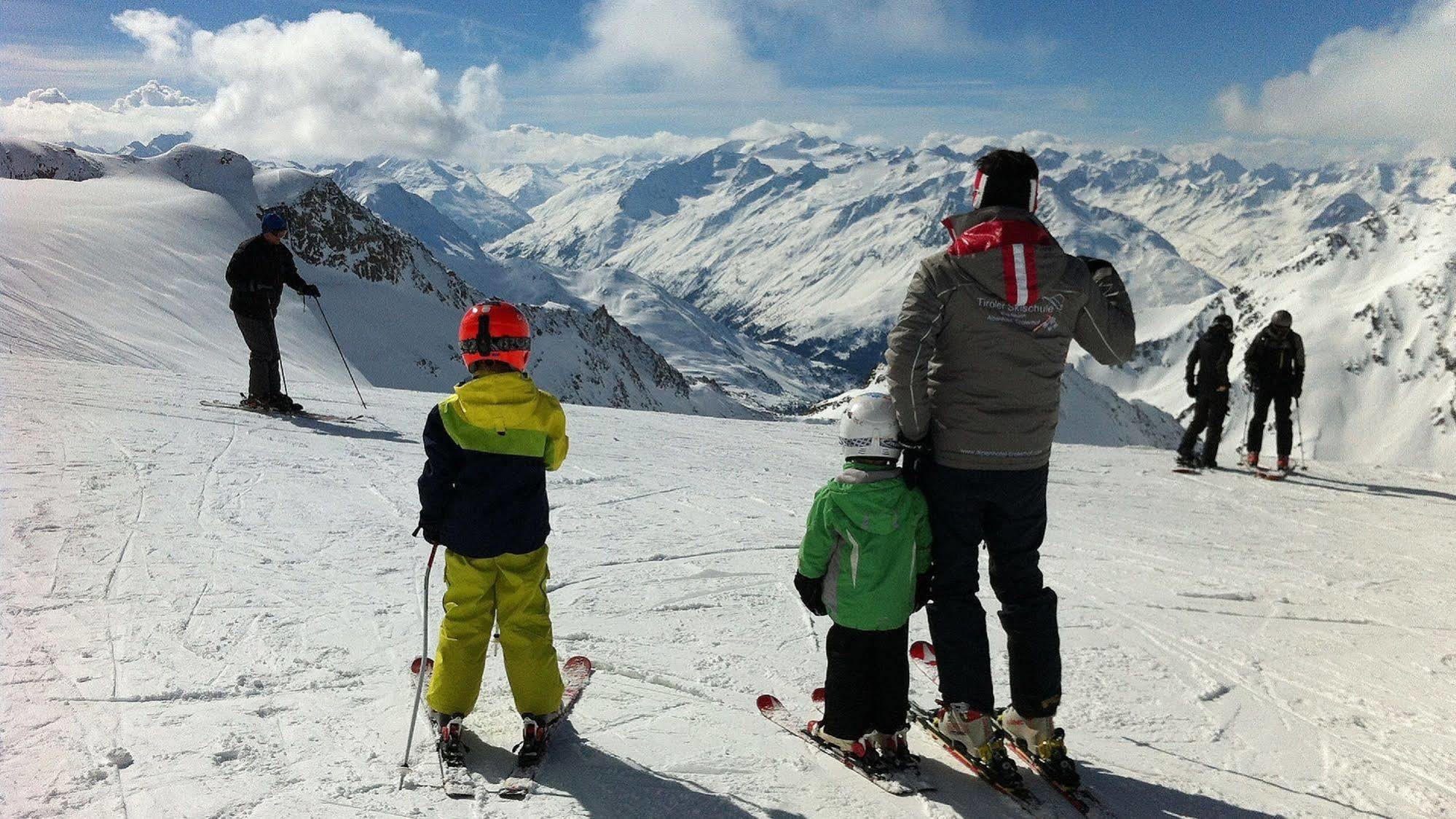 Alpenhotel Tirolerhof Neustift im Stubaital Ngoại thất bức ảnh